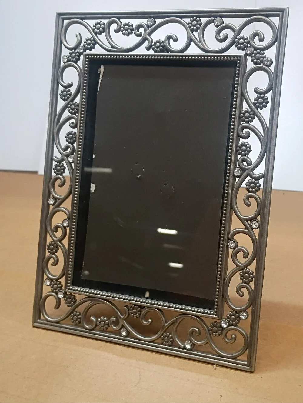 Jeweled Heirloom Faux Silver With Rhinestones Photo Frame For 4x6” Photos